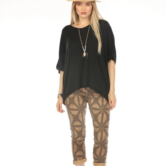 Black Batwings Style Soft Ravishing Top - Picture 3 of 6